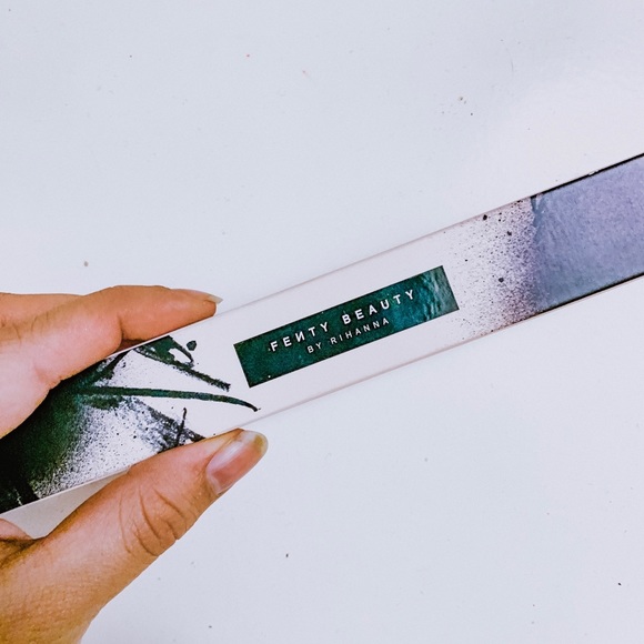 Fenty Beauty Other - Fenty Beauty Blending Brush